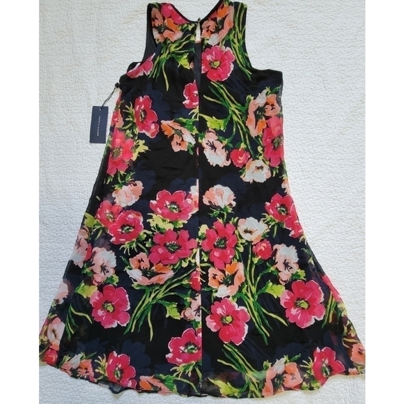 NWT Tommy Hilfiger Floral Dress - Picture 2 of 9